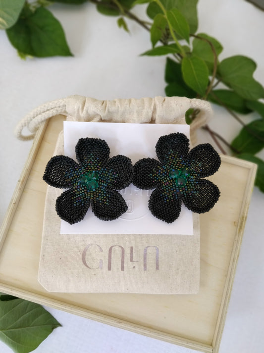 Poppy Black